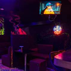 少人数用テーブルです！#カウンター＃1名利用＃デート利用＃チル空間＃祇園＃河原町＃京都＃シーシャ＃バー