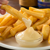 本場ベルギーの味！フリッツとビールの組み合わせ◎