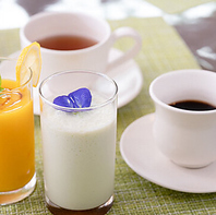 香り高いコーヒーや紅茶をお楽しみください◎