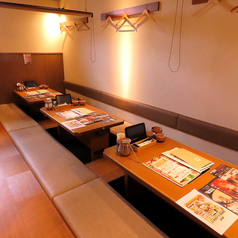 【掘りごたつ席】清潔感ある明るい雰囲気の店内♪