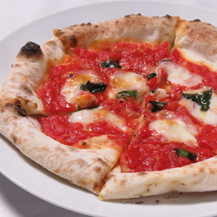 水牛モッツァレラチーズのマルゲリータ