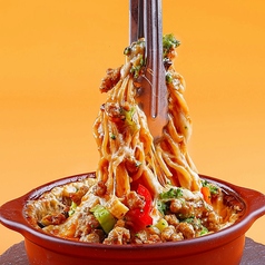 ゴロゴロお肉と彩野菜のミートボルケーノパスタ