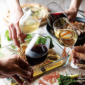 プロジェクターがございます。貸切でスポーツ観戦などいかがでしょうか♪