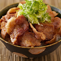 ガッツ飯丼