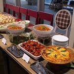貸し切りパーティーはブッフェ形式でのお料理でお出迎え♪