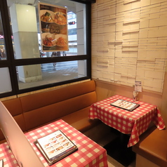 イタリアンダイニング DONA ドナ 京王クラウン街 聖蹟桜ヶ丘店の雰囲気3