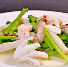 海鮮と季節の青菜炒め ニンニク風味