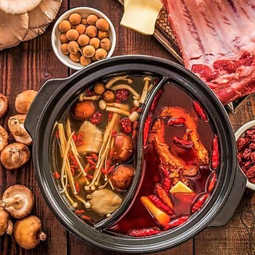 中華街で唯一の泥鍋火鍋×串鍋×食べ放題のお店!!NEWOPEN!!食べ放題は2480円～