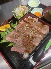 店内での丼ランチ始めました！