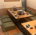 当店のテーブル席は掘りごたつとなっておりご負担なくゆったりとお過ごしいただくことができます。ご家族とのディナーやご友人同士での飲み会利用にぜひご利用ください。