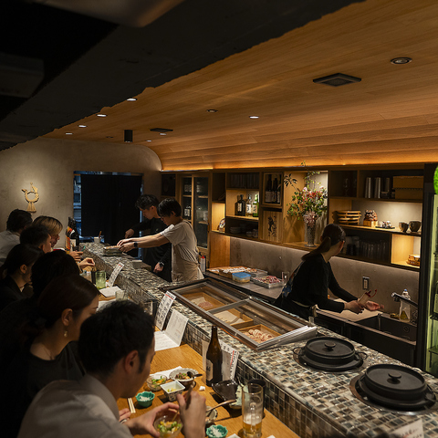 発見率5%？？？？本格焼鳥に多彩な料理！大人の隠れ家、ちんぷんかんぷんハナレ☆