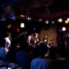 朝霞台 停車場の雰囲気2