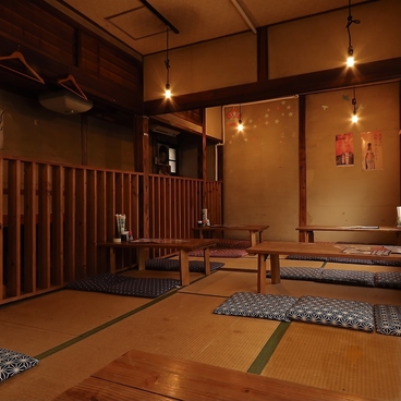 赤まる AKAMARU 大手町酒場の雰囲気1