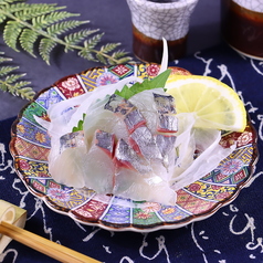 関あじ