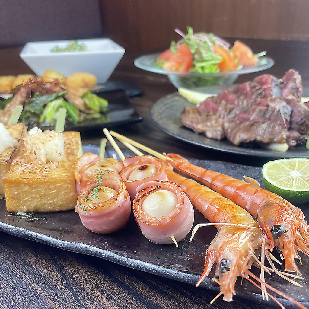 堺東の鉄板串♪オープンキッチンの鉄板で焼き上げられた肉やお野菜を堪能！
