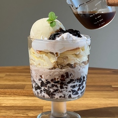 珈琲ゼリーアフォガートパフェ