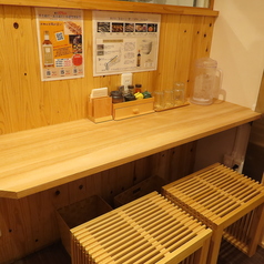 焼きあご塩らー麺たかはし姫路駅前フェスタ店の雰囲気2