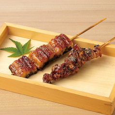 鰻串盛り(蒲焼き と 肝焼き)