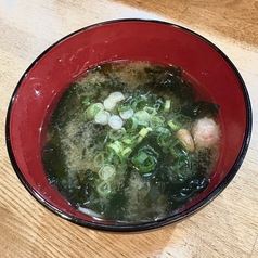 わかめたっぷり味噌汁