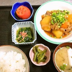 肉じゃが定食