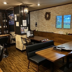 【貸切 11~21名様(着席のみ)】当店では最大21名様でのご予約を承っております。周囲を気にすることなく、完全なプライベートな空間の中でお食事を楽しむことができるため、特に女子会やお誕生日会などの特別なお集まりにも最適です。貸切利用をお考えの方はぜひお気軽にご相談ください。