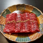 【一番人気】縁に来たら是非味わって欲しいのがこちら！特別ルートで仕入れた厳選ハラミ950円(税込)