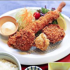ミックスフライ定食
