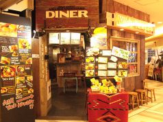ヴィレッジヴァンガード ダイナー ルミネ横浜店