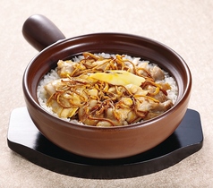 夏草花と鶏肉の土鍋ご飯