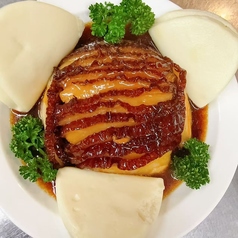 味付け豚バラ肉と梅菜蒸し