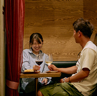 デートや記念日・誕生日等にも利用できるお洒落な空間