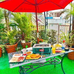 【本厚木駅徒歩3分】ビアガーデン＆BBQ♪解放感満載のテラス席で上質なお肉を堪能◎の写真