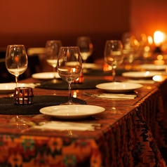 お得な飲み放題付きコースが3,980円から楽しめる「Spice&Herb Dining SANGAM(サンガム)」では、アジアン料理の魅力を存分に味わえます。