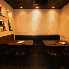 着席・立食共に最大30名様まで貸切可能です。周りを気にせず、一体感のある特別な宴会を演出いたします。