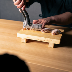 炭焼き真鯛の握り