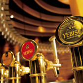 YEBISU BAR ヱビスバー ホワイティうめだ店の雰囲気2