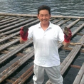 本当に美味い！江田島産　三浦さんの牡蠣　 江田島の沖合で最高の牡蠣を作り出している男！！餌のプランクトンが豊富な場所に、カキいかだを毎日移動させ、水流を循環させながら、カキいかだの外側でも内側でも身がプリプリ大きいそして、味が濃厚な牡蠣をお楽しみください