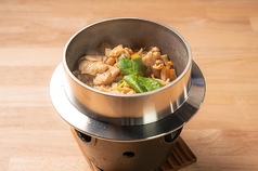 地鶏もも肉の五目釜飯