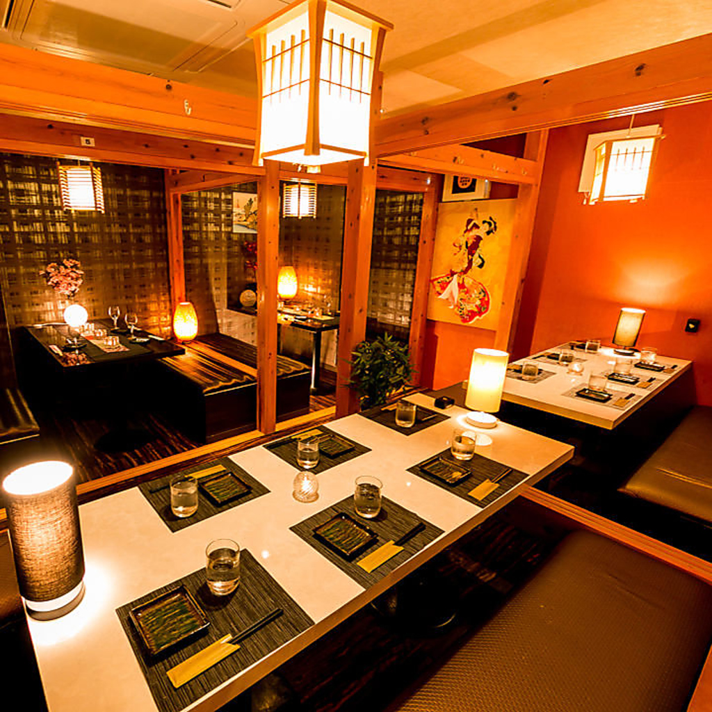 ◆完全個室◆ごゆっくりとおくつろぎ頂ける和の雰囲気に包まれた完全個室は2名様～団体様まで。