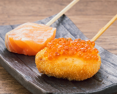 サーモンいくらの親子串