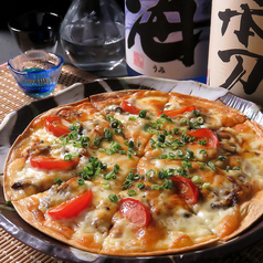 とろ～りチーズのうなぎピザ