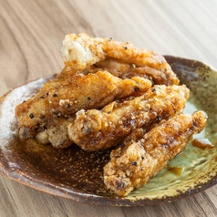 ★手羽スパイシー揚げ(6本)