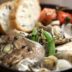 みやび鯛アラと海鮮の新アクアパッツァ