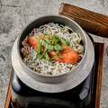 料理メニュー写真&nbsp;白州明太飯(しらす、明太子、大葉)