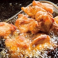 料理メニュー写真 若鶏の唐揚げ(5個)