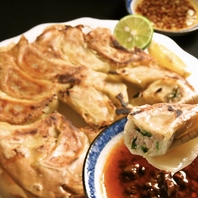 にんにく不使用の手包み餃子は何個でも食べられちゃう♪