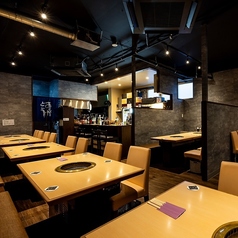 やきにく善 ～肉と麦酒と日本酒～の雰囲気1