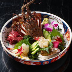 伊勢海老の活き造り