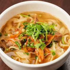 辛味チャーシューのせ刀削麺