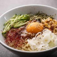 ジャージャー麺